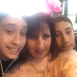 Meet your Posher, Julia